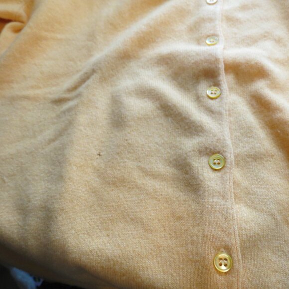Pure Collection 100% Cashmere Cardigan Sweater Apricot Color Size 12 Flaw - Picture 11 of 12